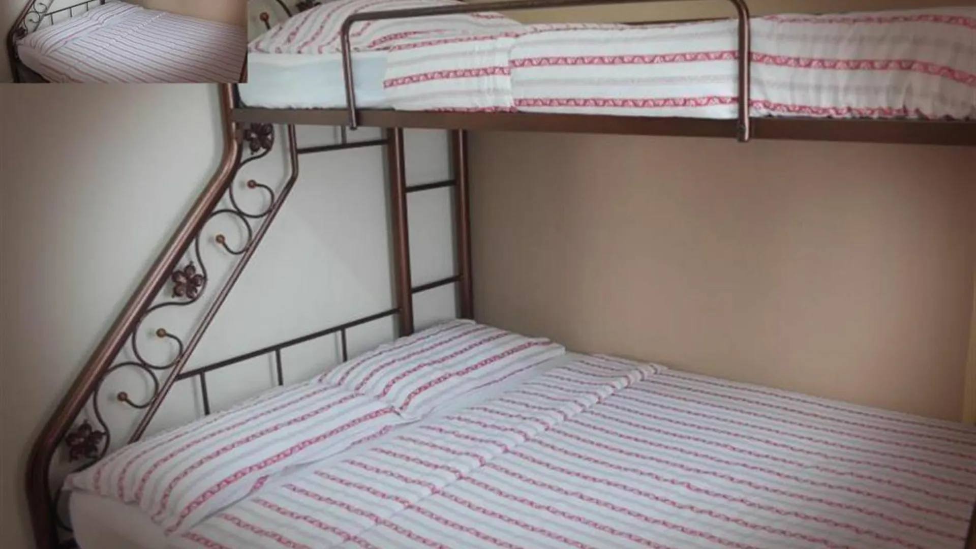 Apartment Manis Manis At Balinese Cottage Malacca Malaysia